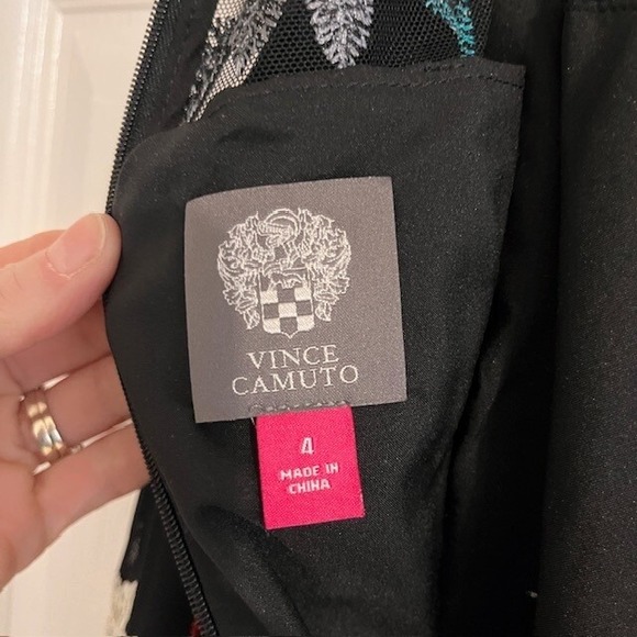 Vince Camuto Size 4 Floral Embroidered Dress Sleeveless‎ Cocktail Dress Sheath - Picture 8 of 8